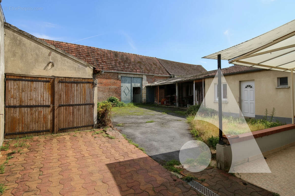Maison à CANLY