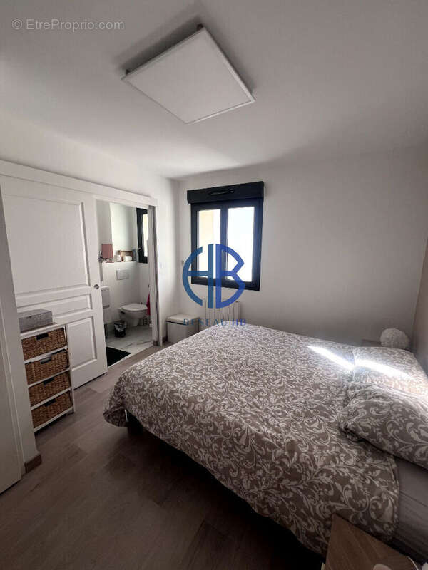 Appartement à COLOMBIER-SAUGNIEU