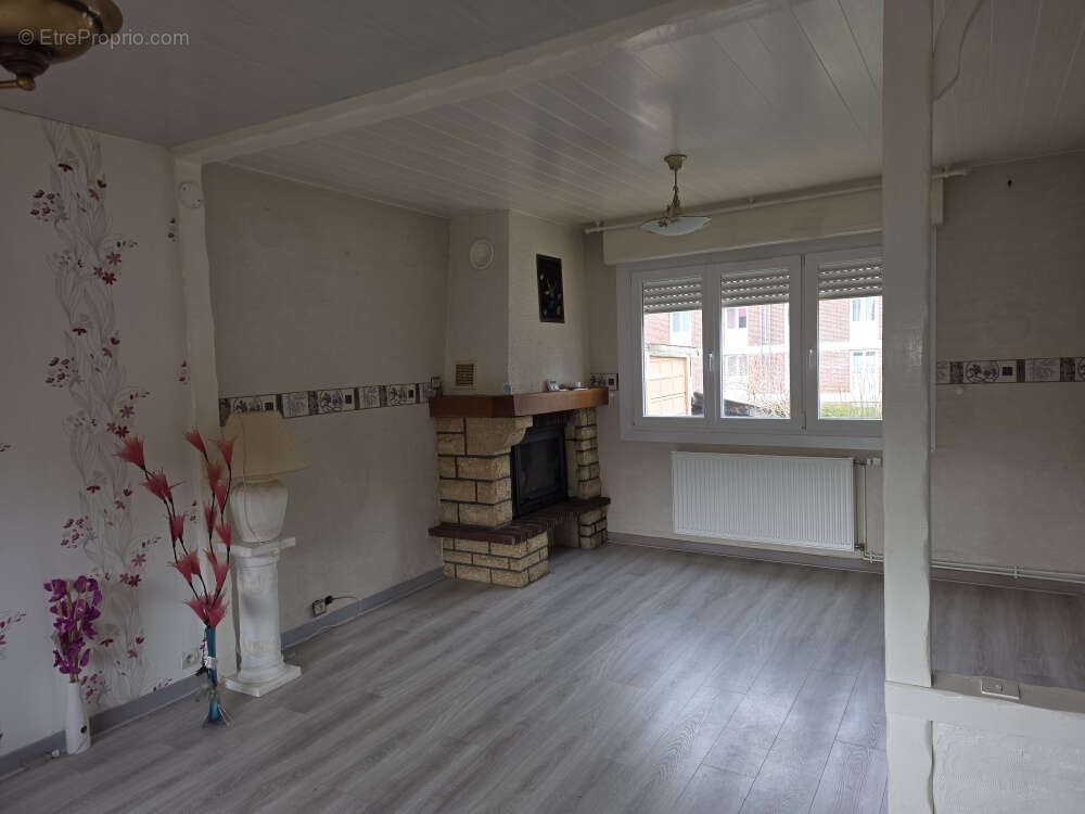 Maison à AILLY-SUR-SOMME