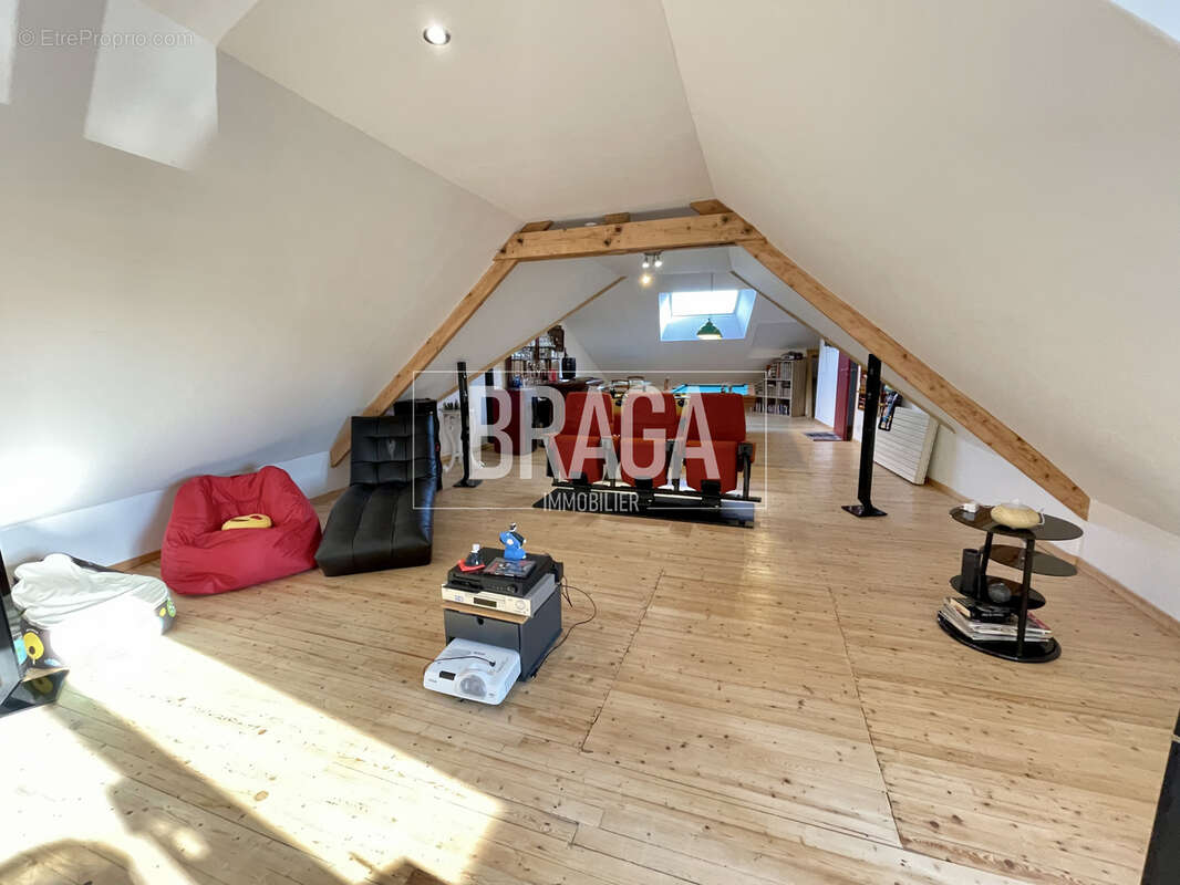Herbinghen - superbe maison de campagne de 240m2 hab 4 chambres bureau jardin garage salle de sport salle de j - photo 5