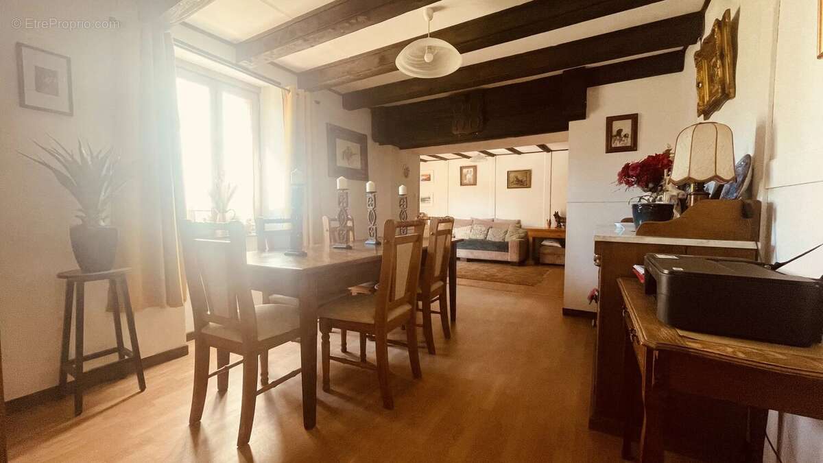 Maison à CHASSENON