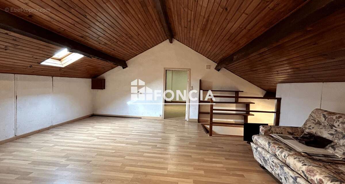 Maison à CORBEIL-ESSONNES