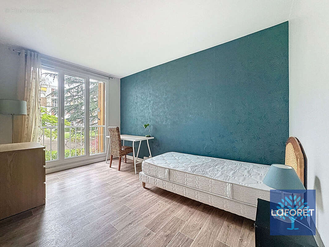 Appartement à CHILLY-MAZARIN