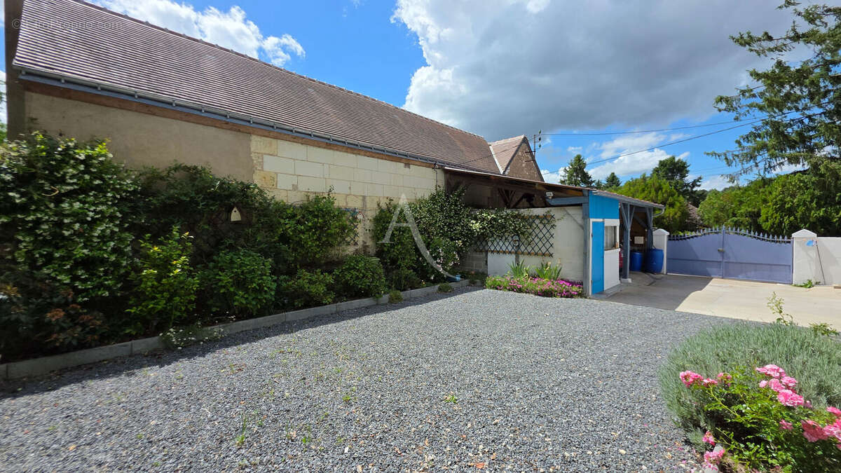 Maison à SAINT-ROMAIN-SUR-CHER