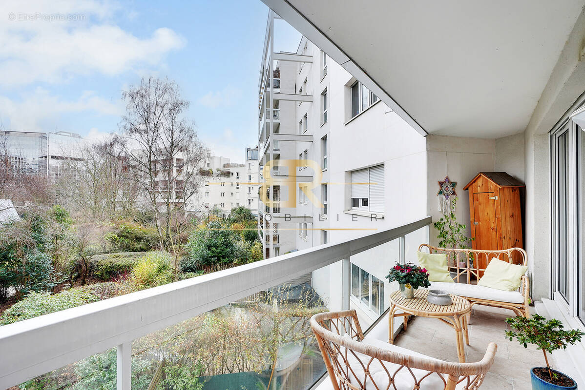 Appartement à LEVALLOIS-PERRET