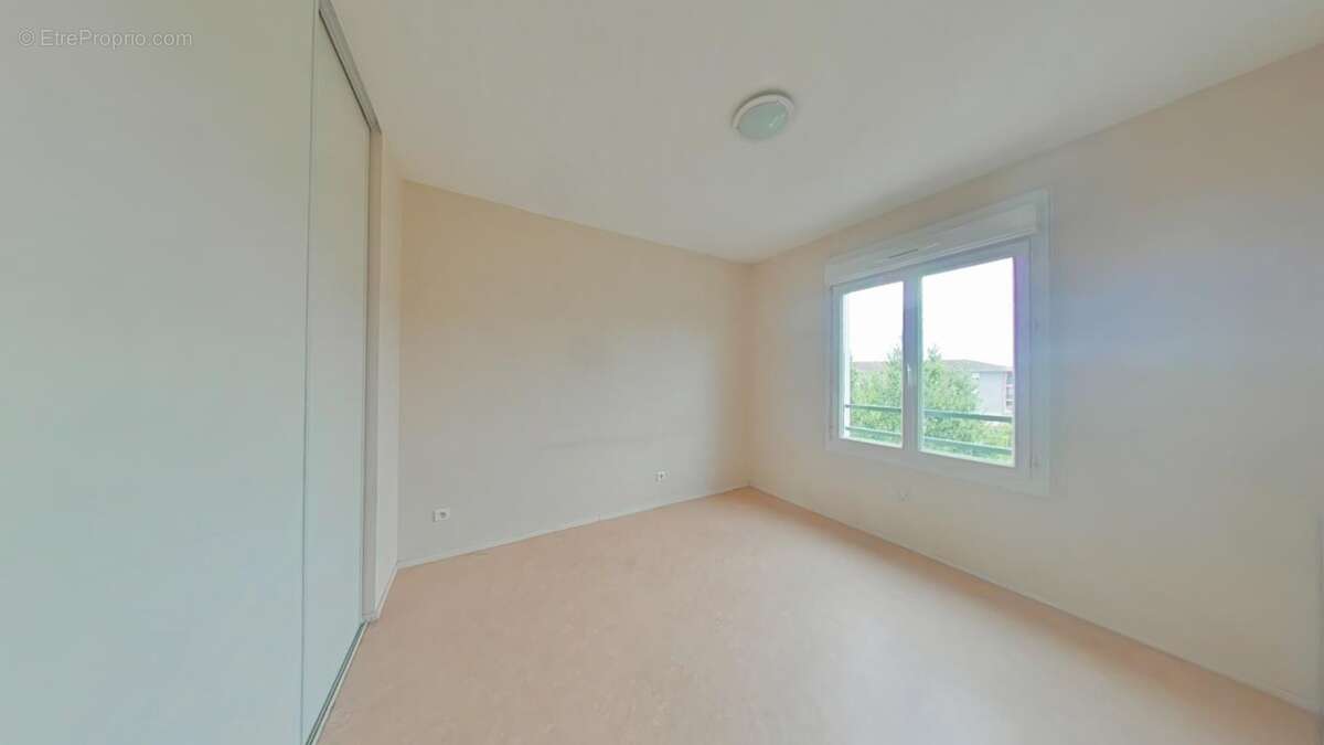 Appartement 66 m² à Blagnac  - photo 6