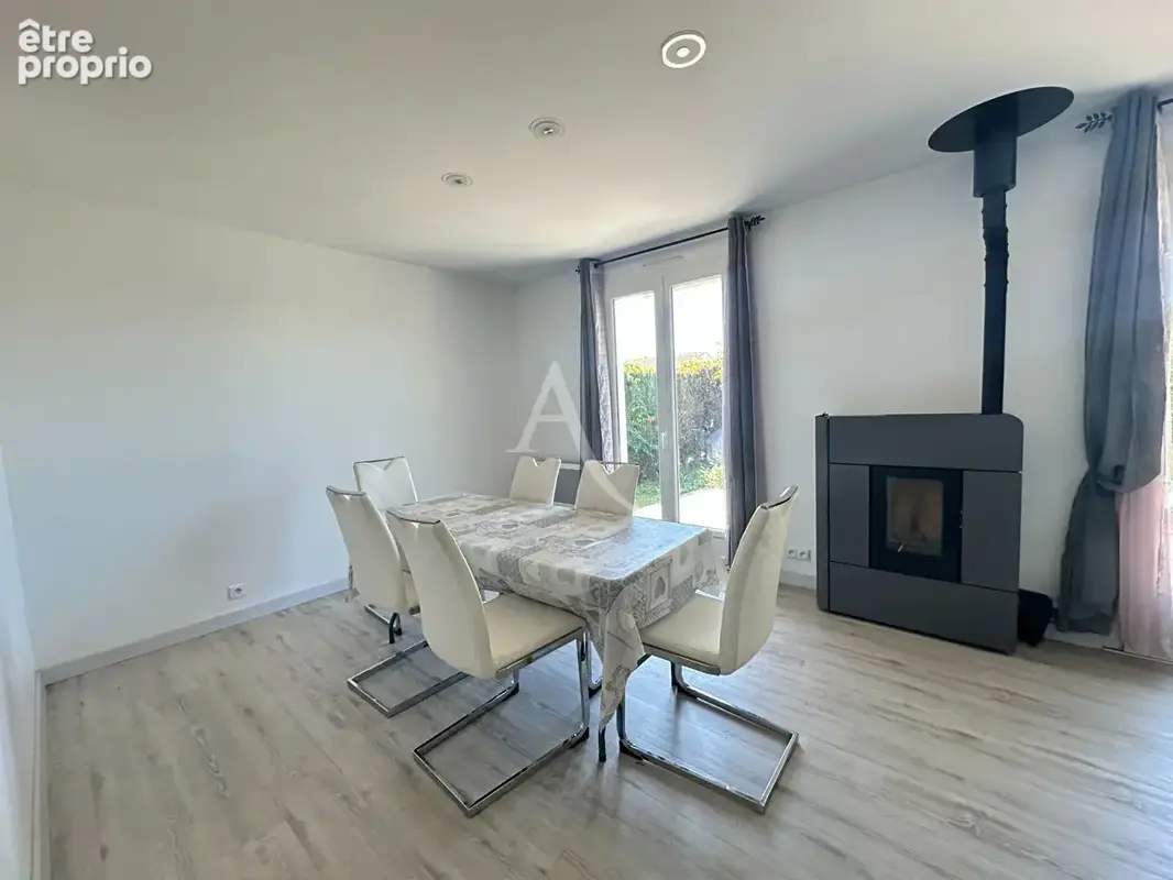 Maison 2 chambres à vendre à Maché avec 70 m² de garage - photo 3