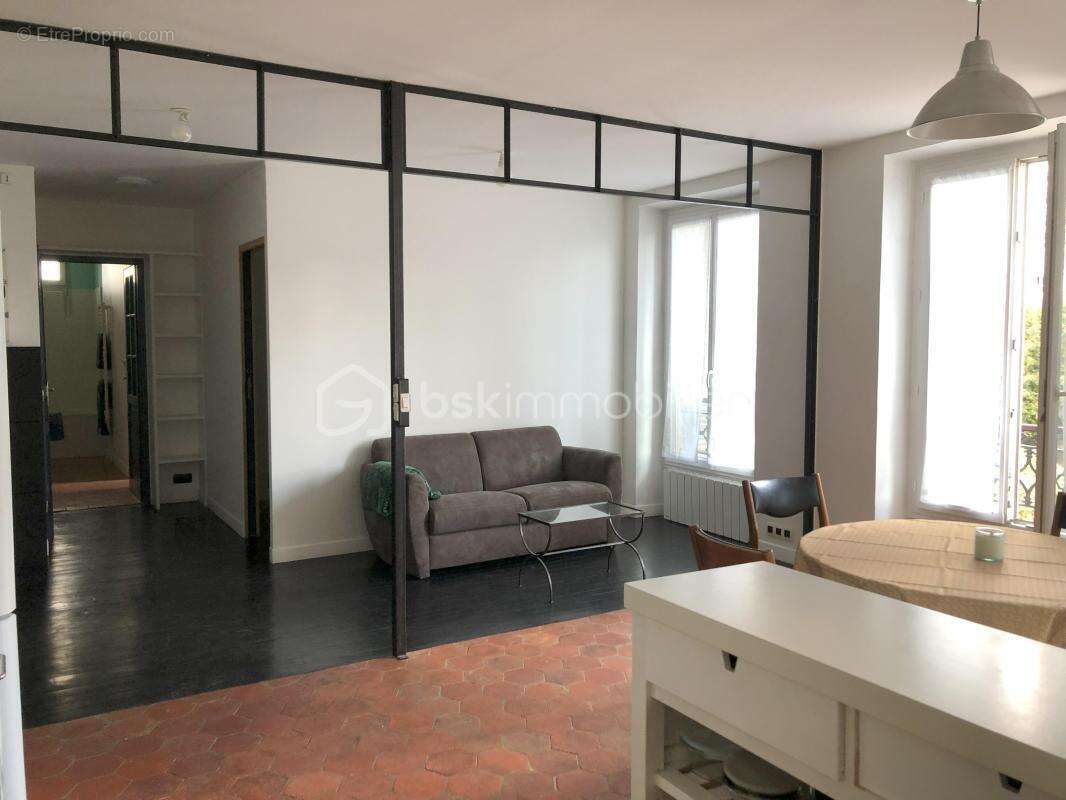 Appartement à AUBERVILLIERS