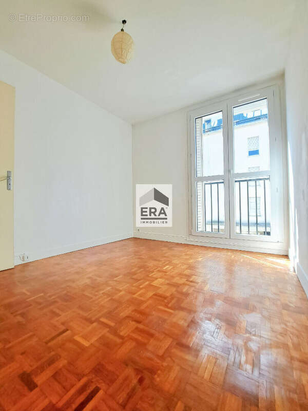 Appartement à IVRY-SUR-SEINE