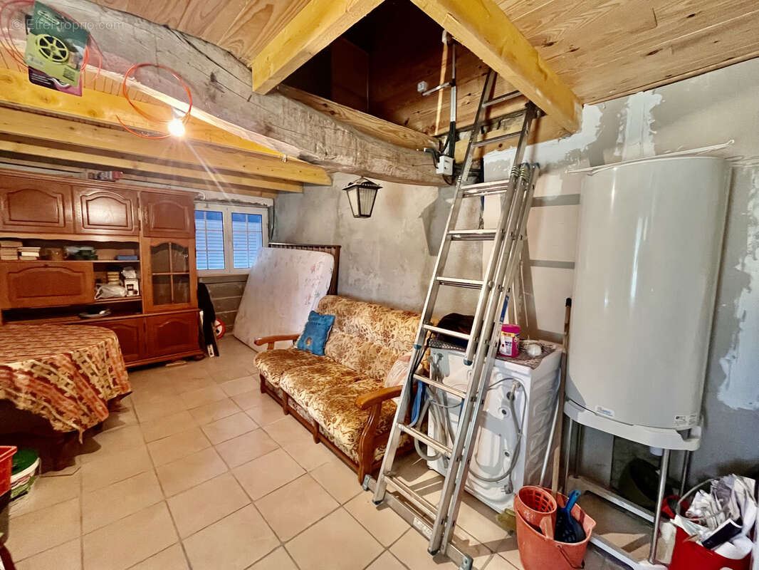 Maison à MONTREUIL-BELLAY