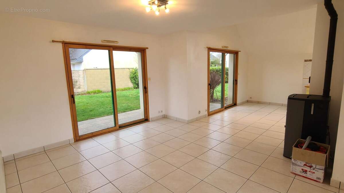 Maison à PLOUGONVEN