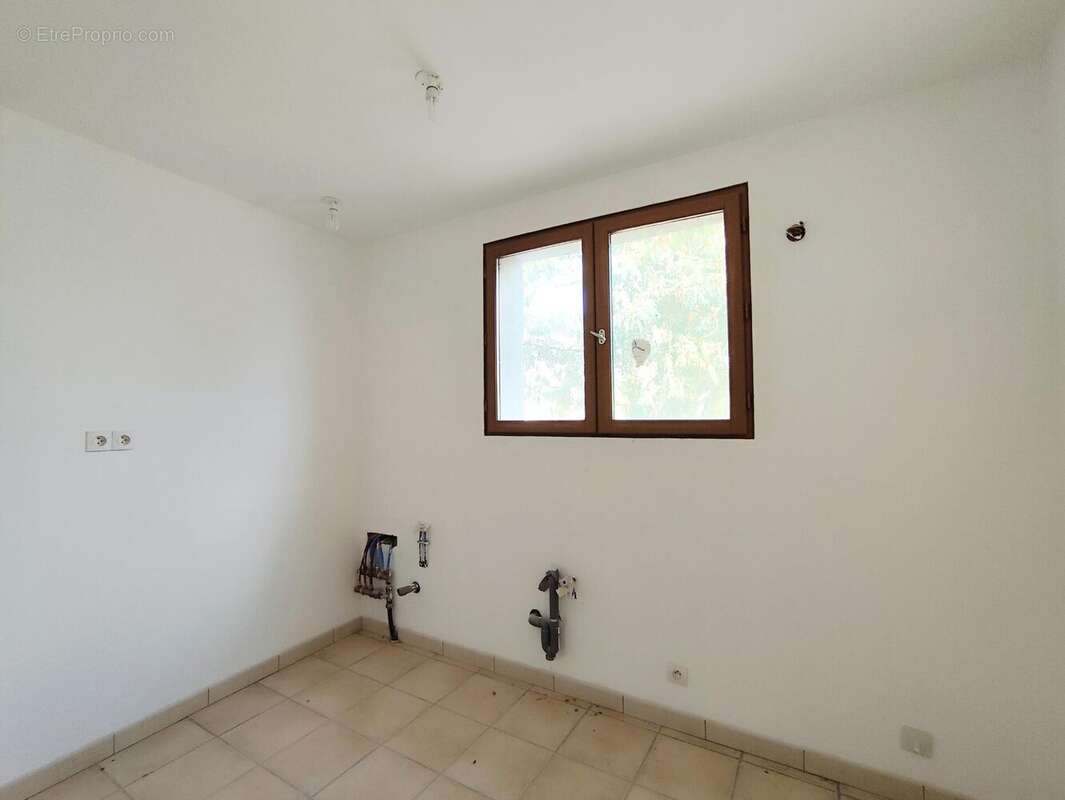 Maison 76 m² à Boudou  - photo 4