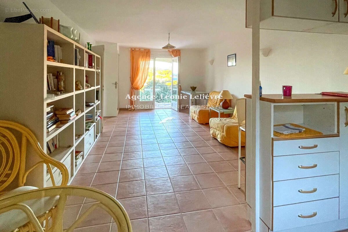 Appartement à LES ISSAMBRES
