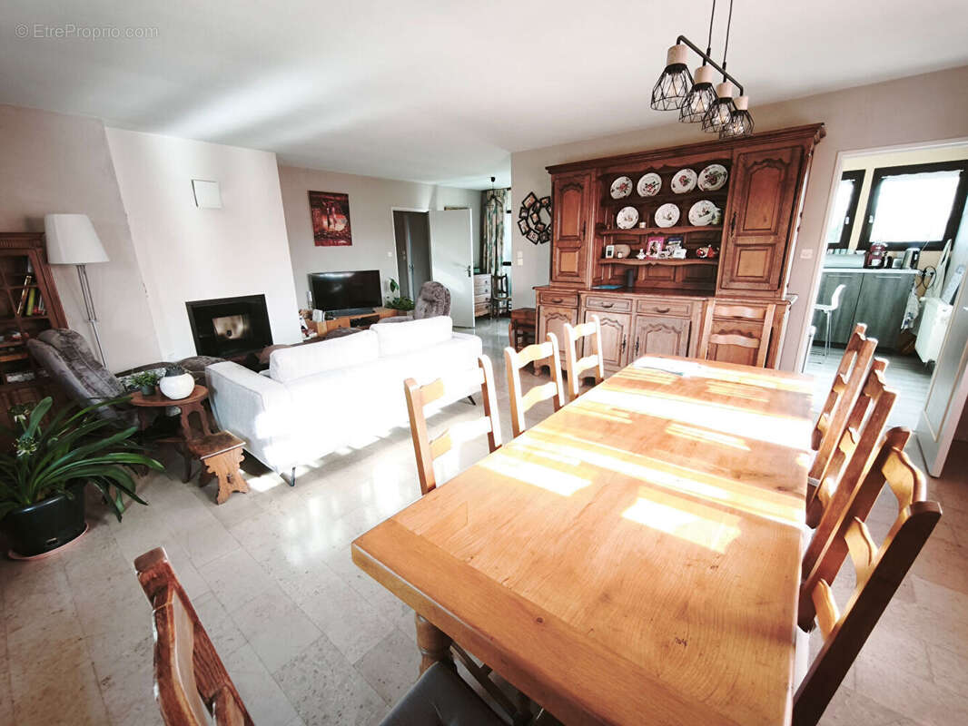Maison à COUTERNON
