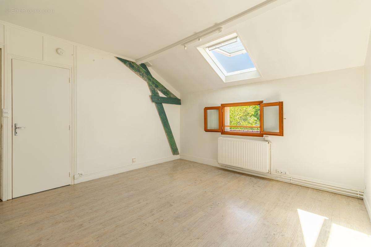 Appartement à BRUEIL-EN-VEXIN