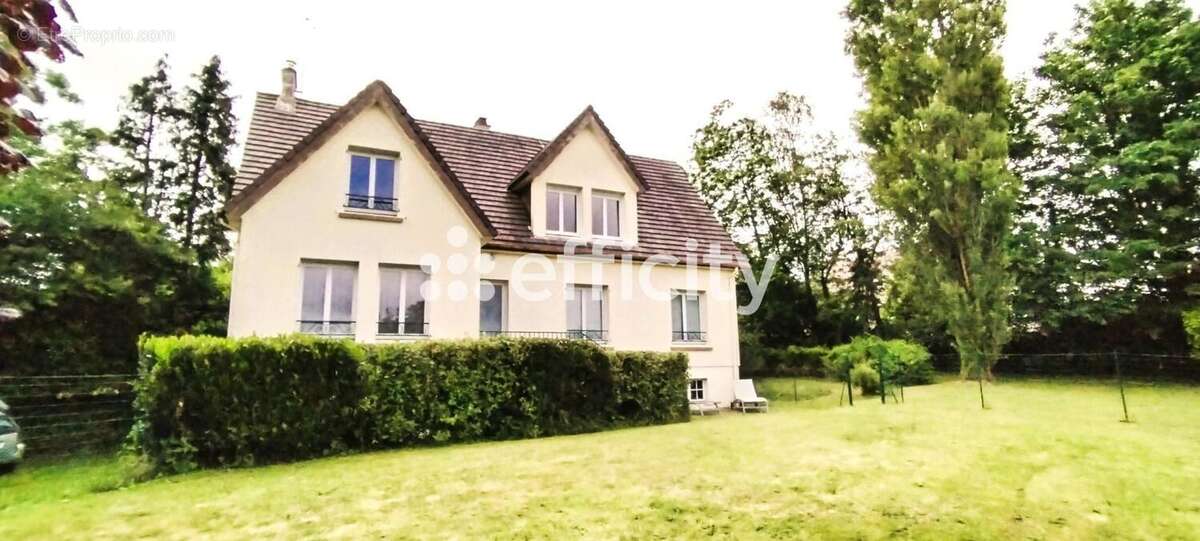 Maison à SAINT-PIERRE-DE-COUTANCES