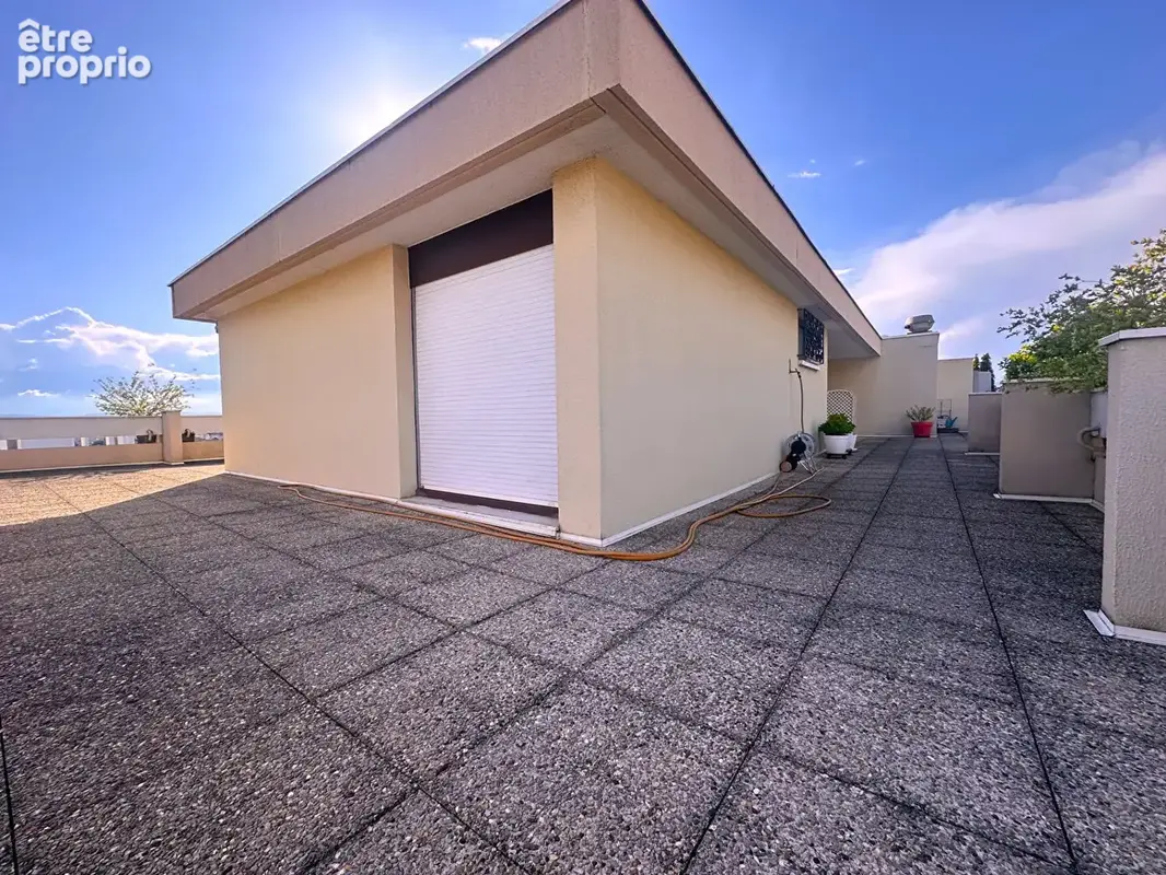 À Vendre  - Superbe Attique Duplex de 157,36 m² avec Terrasse Panoramique à Annemasse limite Ville-La-Grand - photo 6