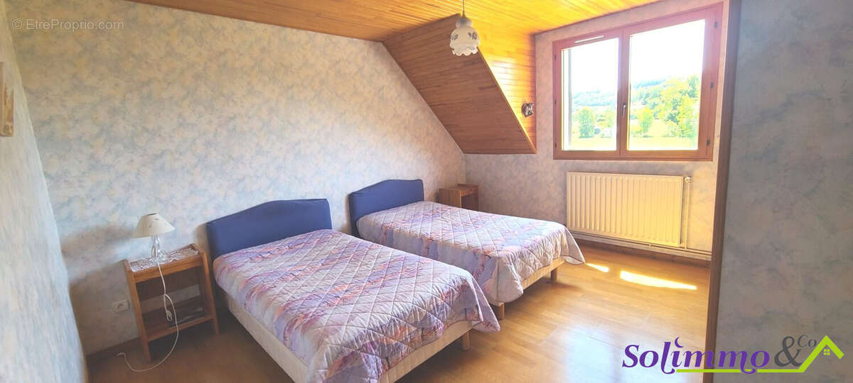 Maison à LES ABRETS