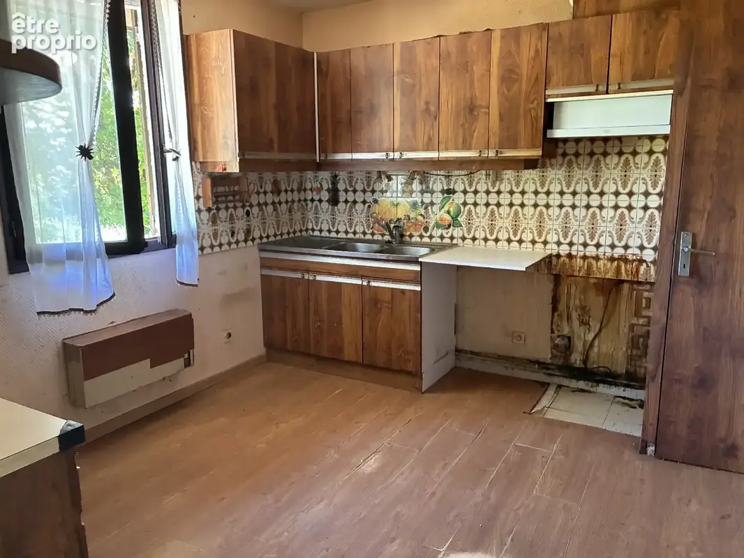 Maison à rénover proche du village avec jardin - photo 2