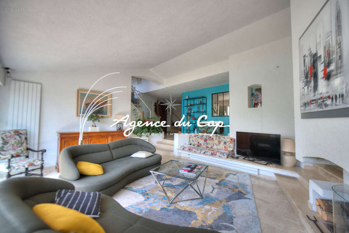 Maison à SAINT-RAPHAEL