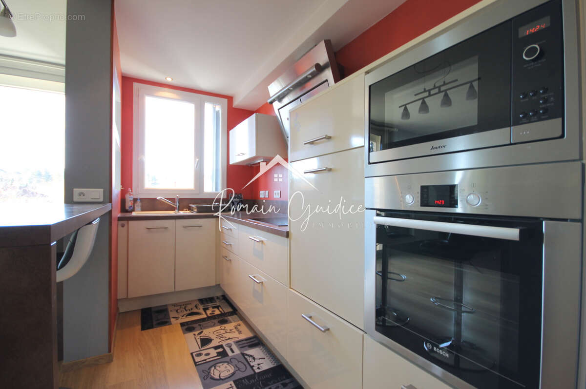 Appartement type 3 de 71 m2 avec balcon et places de parking - photo 2