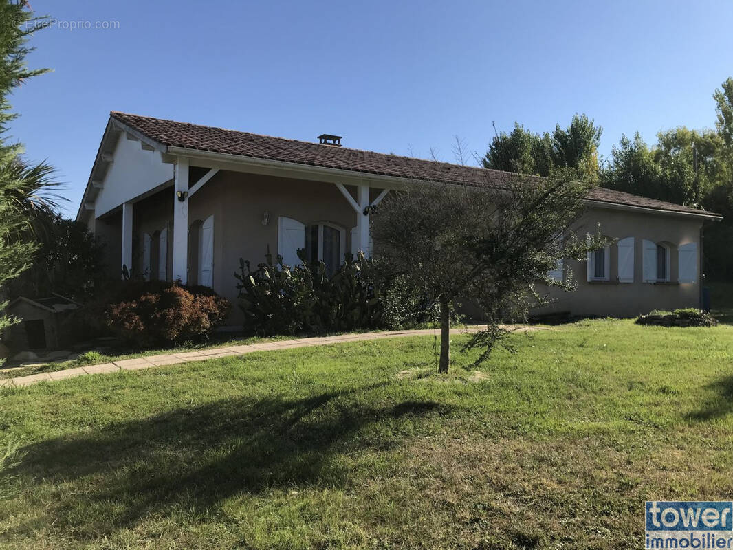 Maison à SAINT-PIERRE-DE-CLAIRAC