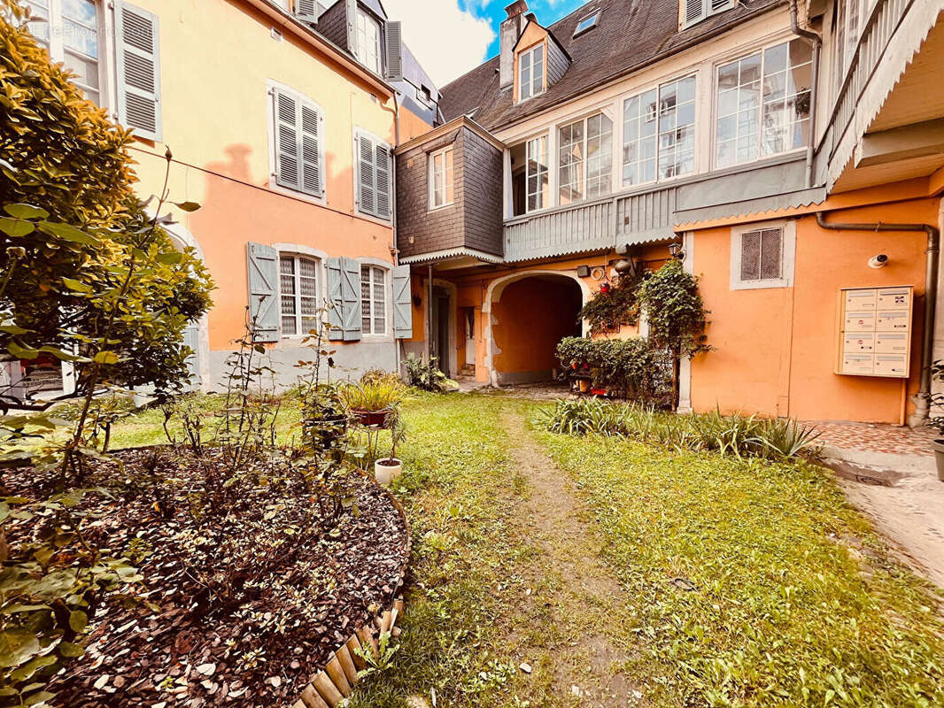 Appartement 2 pièces 68 m² au centre ville de Pau. - photo 13
