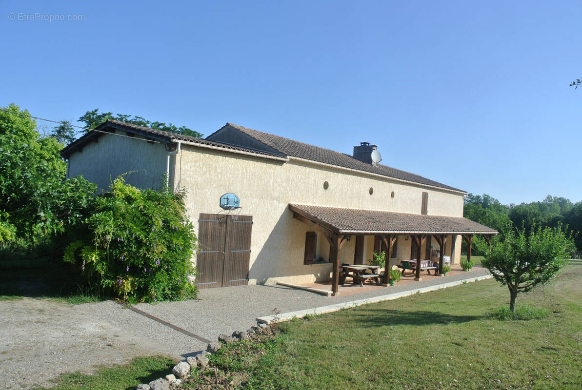 Maison à MAUVEZIN-SUR-GUPIE