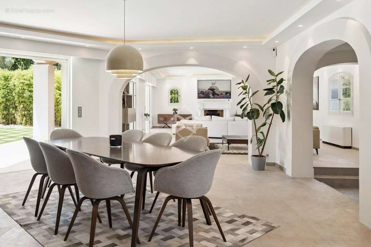 Valbonne - Villa provençale en parfait état - photo 4