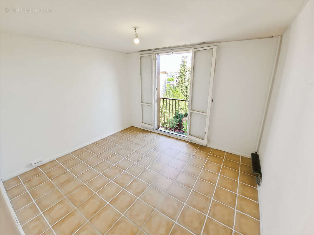 Appartement à SALON-DE-PROVENCE