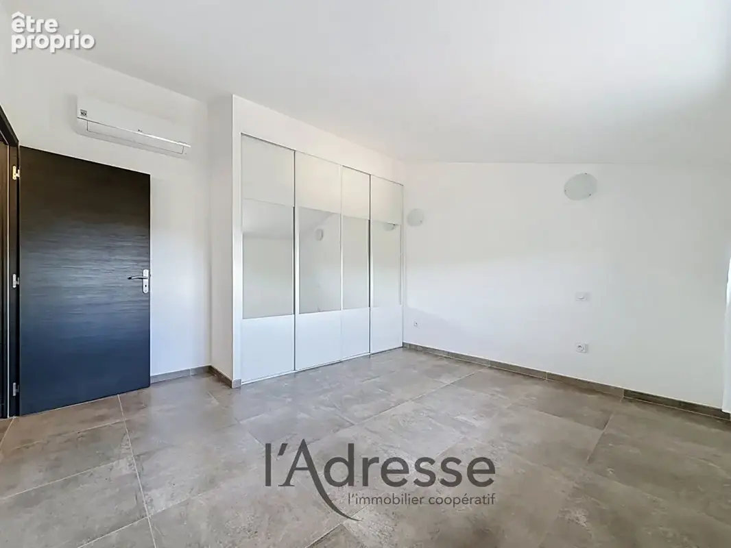 Appartement Duplex 4 pièces - 114 m² - PORTICCIO - Vue mer - Dernier étage - Garage - photo 12