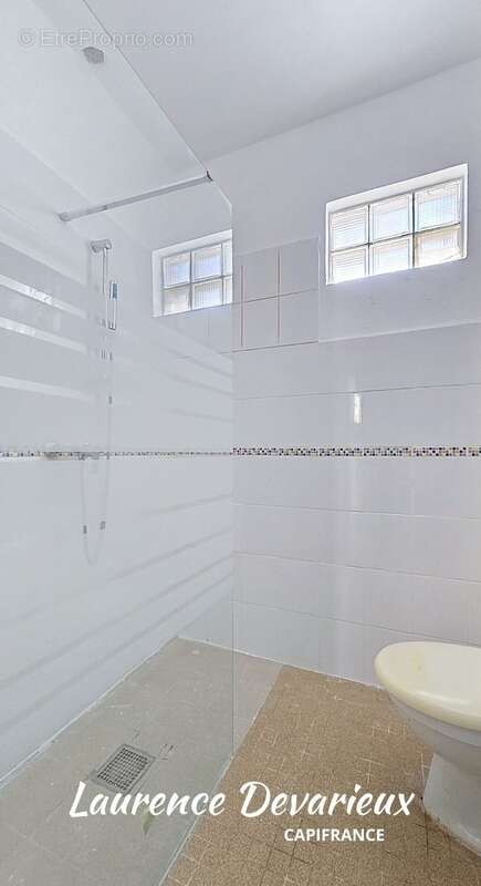 Maison à CAPESTERRE-BELLE-EAU