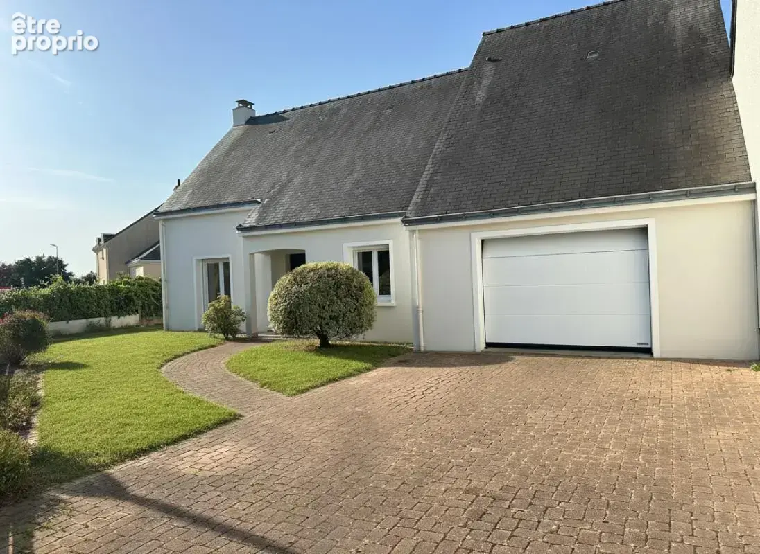 Maison à SAINTE-LUCE-SUR-LOIRE