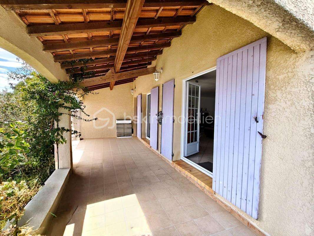 Maison à MIRAMAS
