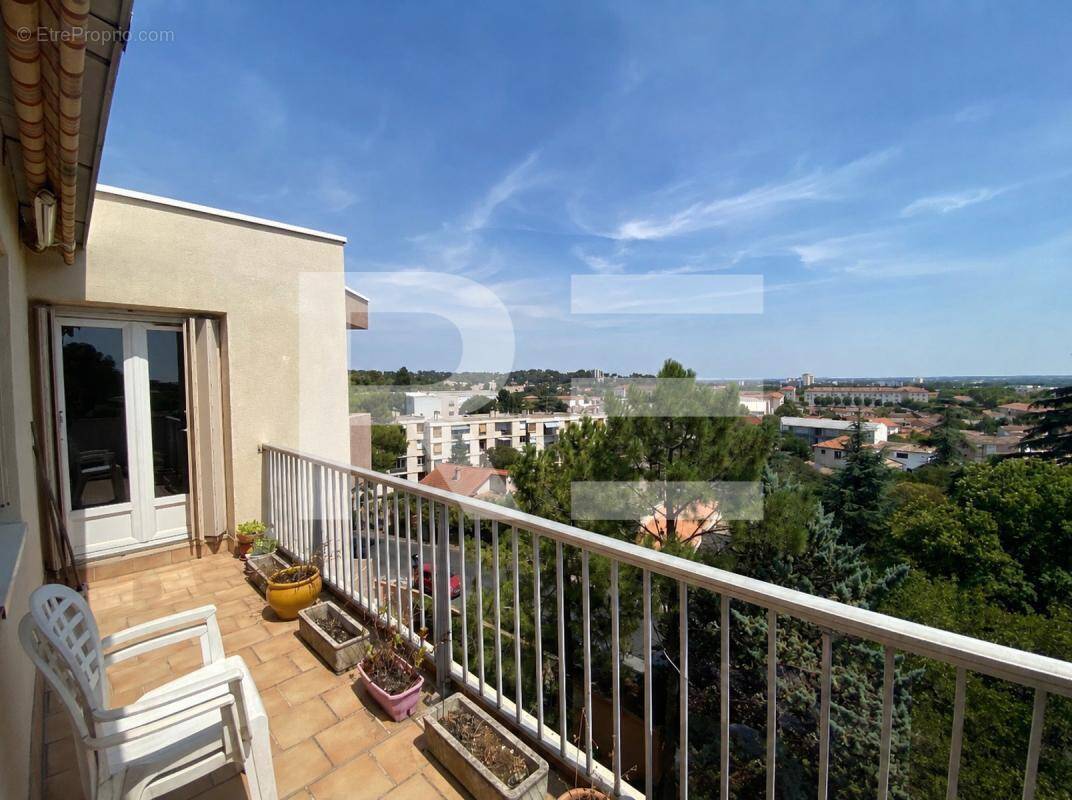 Appartement à NIMES