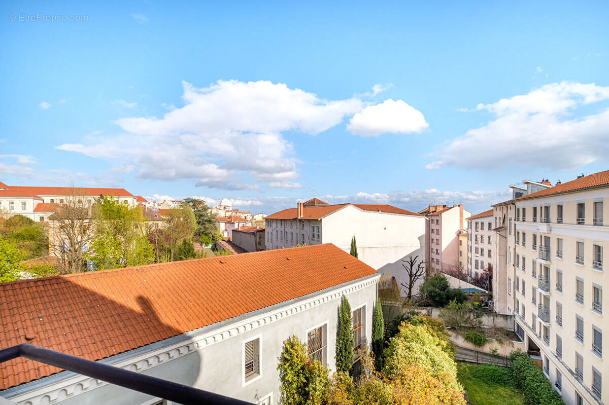 Appartement à LYON-4E