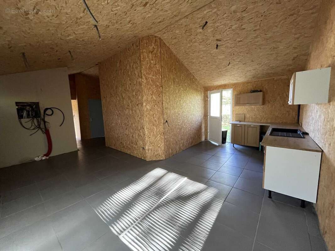 Maison à ROUMAZIERES-LOUBERT