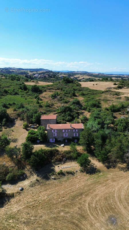 Maison à SAINT-ROMAIN-DE-LERPS