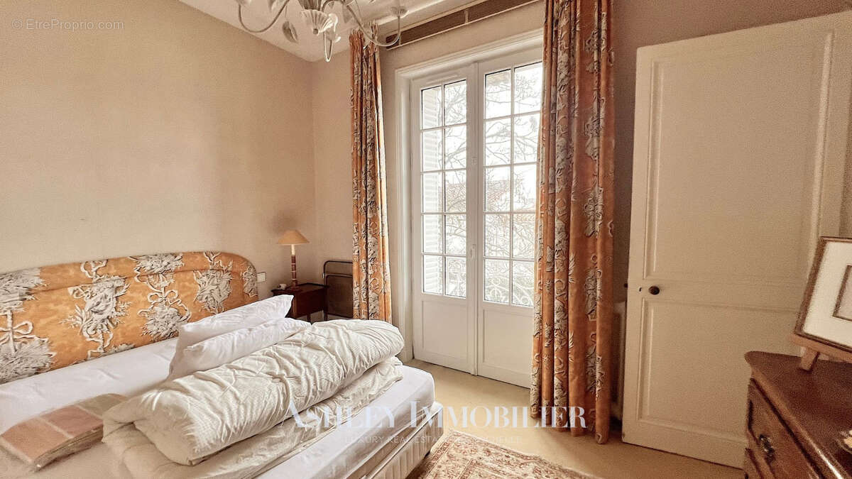 Maison à LA ROCHELLE