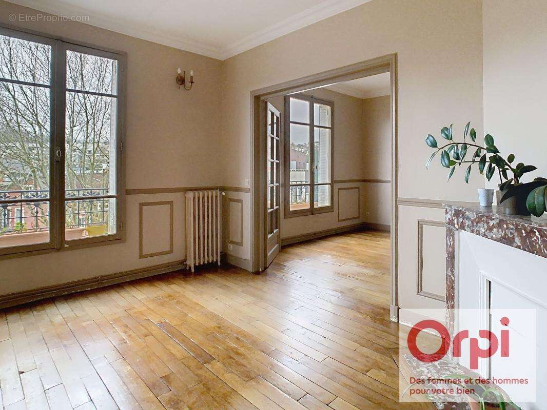 Appartement à ISSY-LES-MOULINEAUX