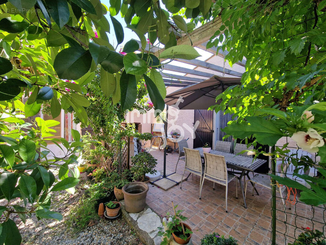 Maison à LEZIGNAN-CORBIERES