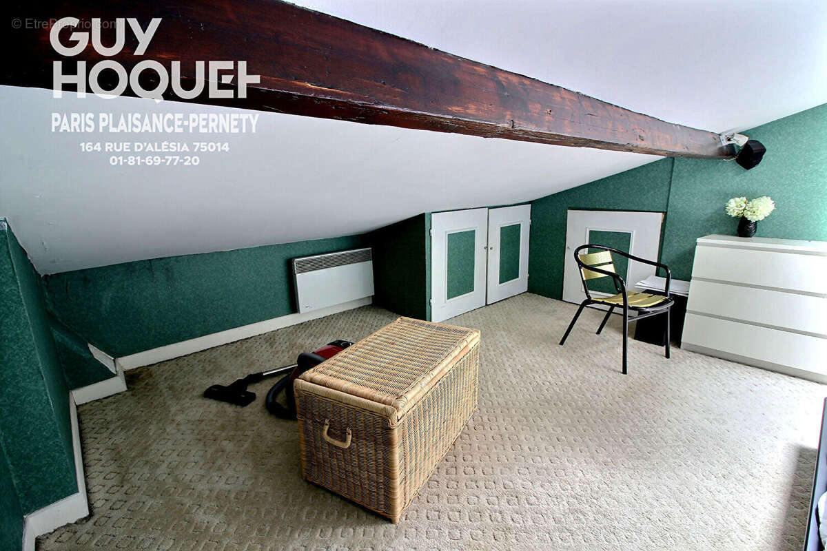 Appartement à PARIS-14E