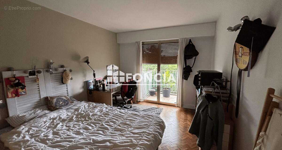 Appartement à VERSAILLES