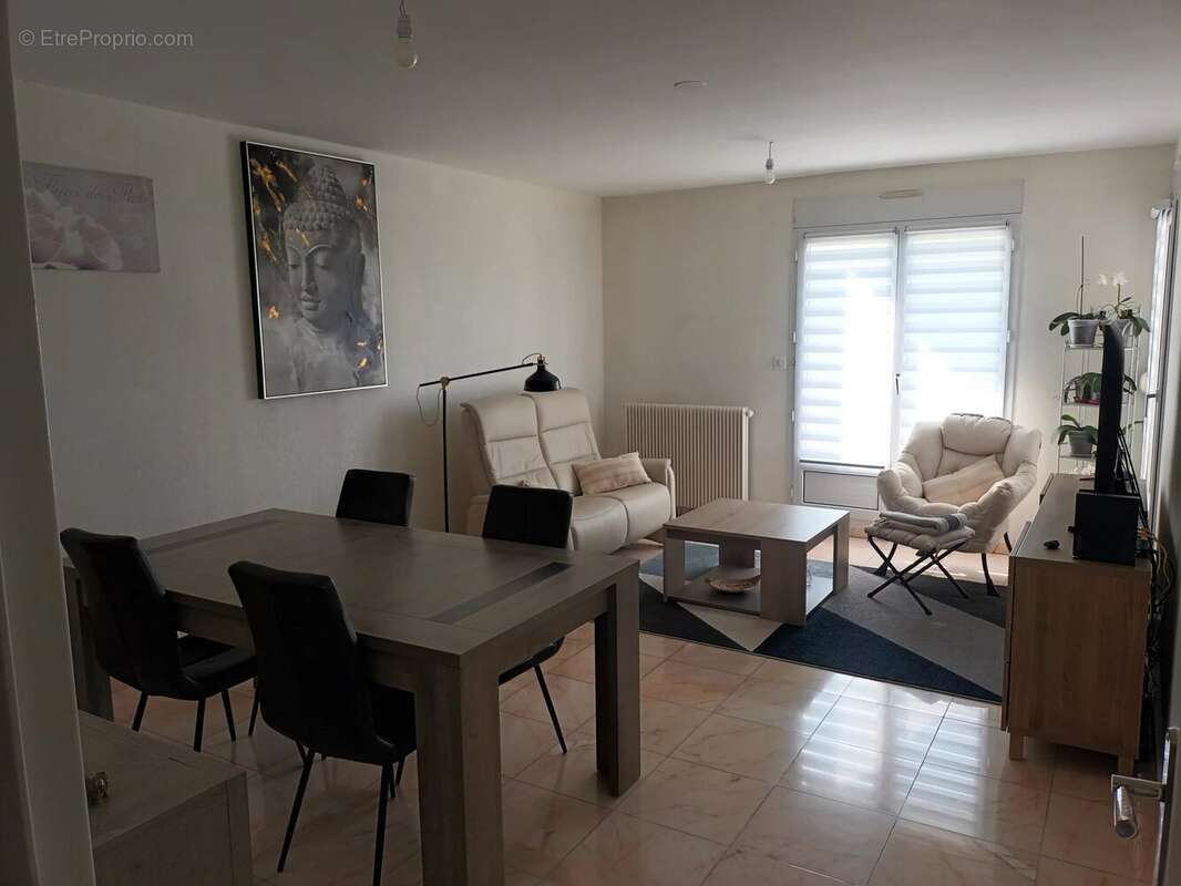 Appartement à MONTCEAU-LES-MINES