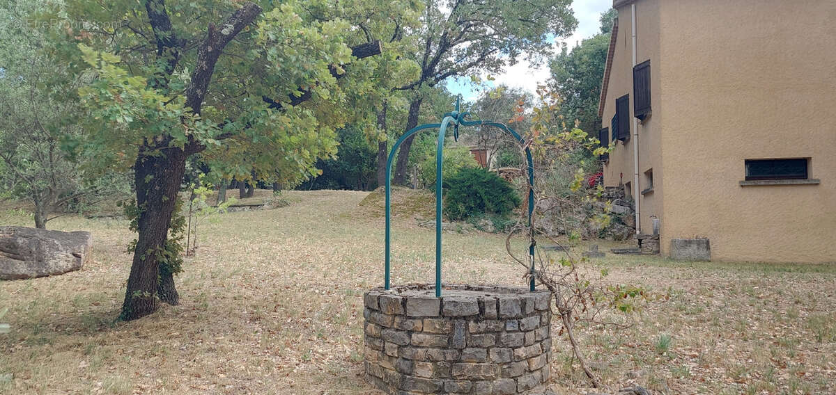 Maison à SAINT-PAULET-DE-CAISSON