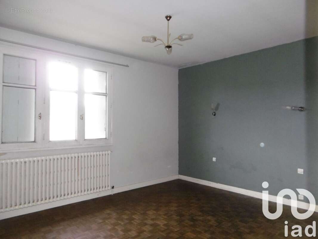 Photo 8 - Maison à MONTMORILLON