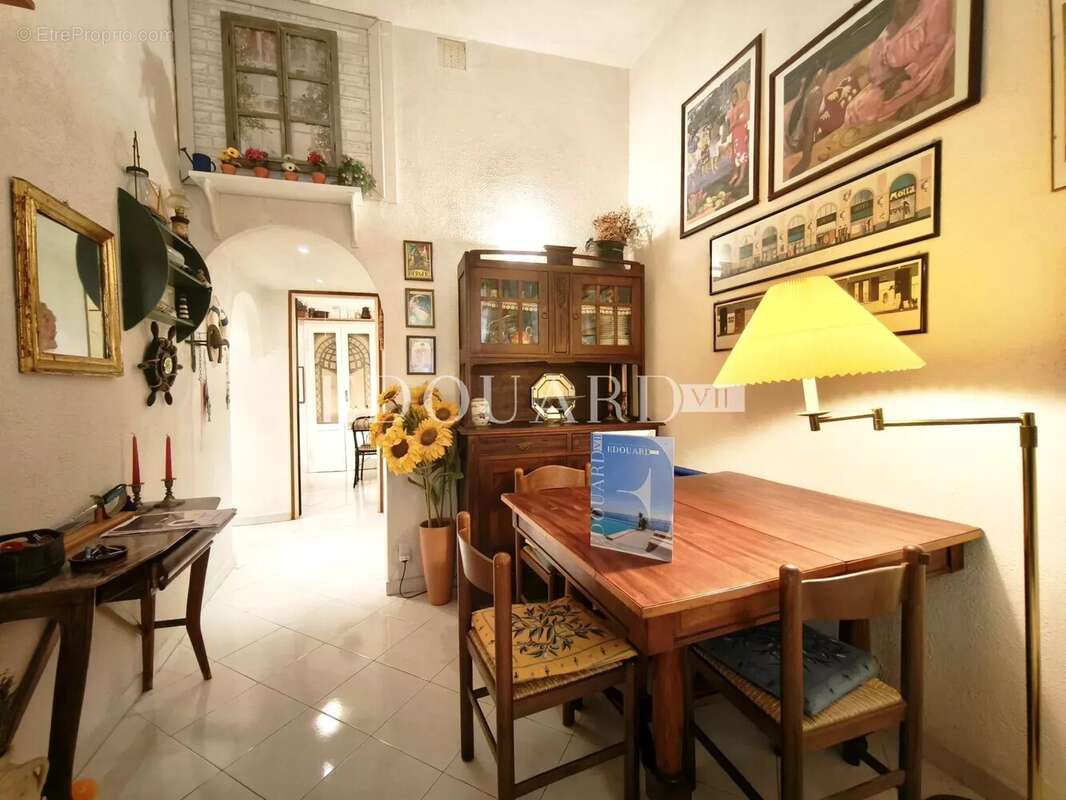 Appartement à MENTON
