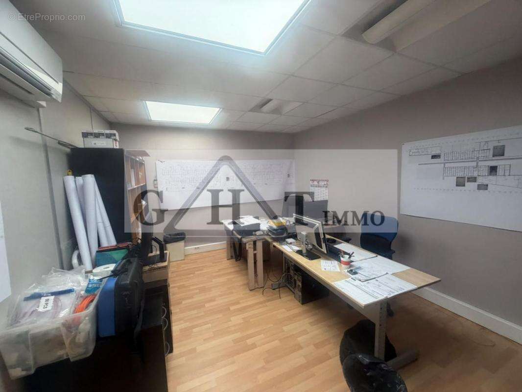 Entrepot bureaux 1292m2 a noisy-le-grand a la vente - photo 11