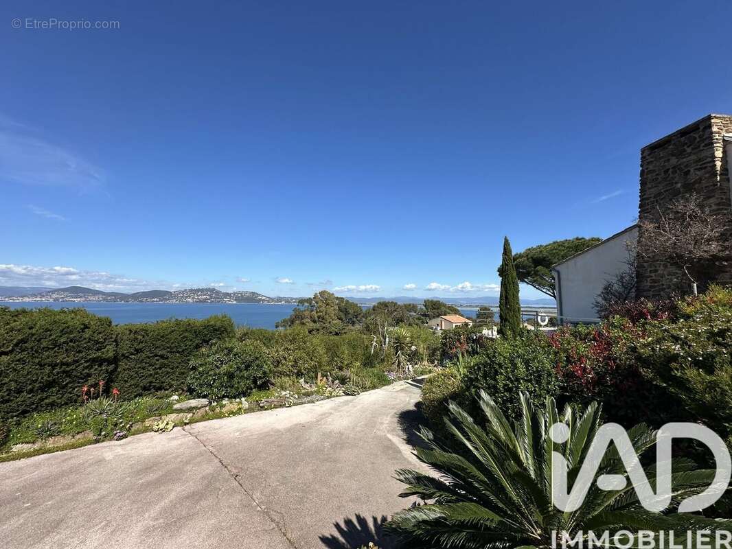 Photo 3 - Maison à HYERES