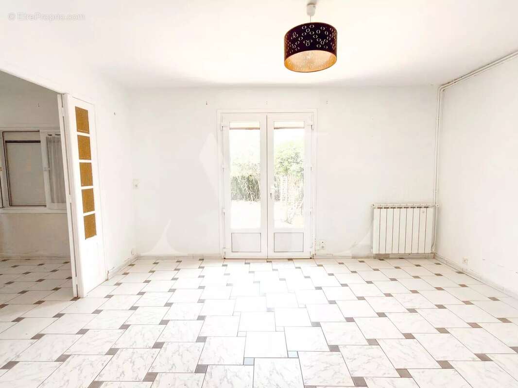 Ensemble immobilier - photo 8